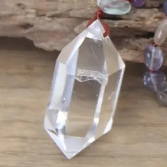 Gorgeous double point Crystal Fluorite necklace - Picture 5 of 8